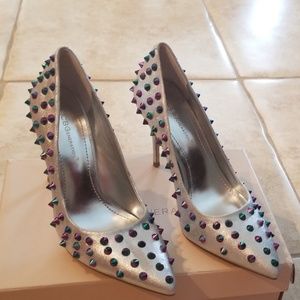 NEW Silver leather rhinestone pumps